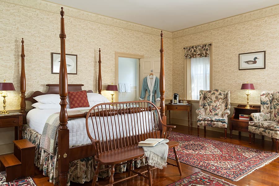 Spacious Guest Room for a Family Reunion in Maryland